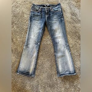 Womens Miss me jeans size 29 inseam 31 these are the cutest miss me jeans EVER.